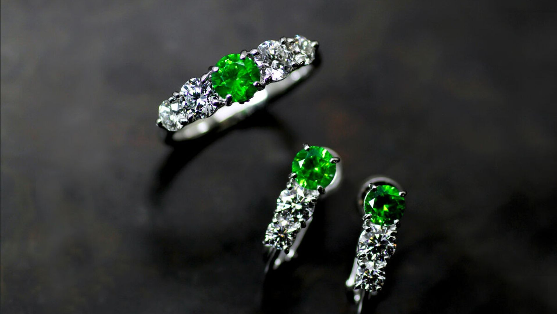 デマントイドガーネット｜“ダイヤのように煌めく”ガーネットの王様